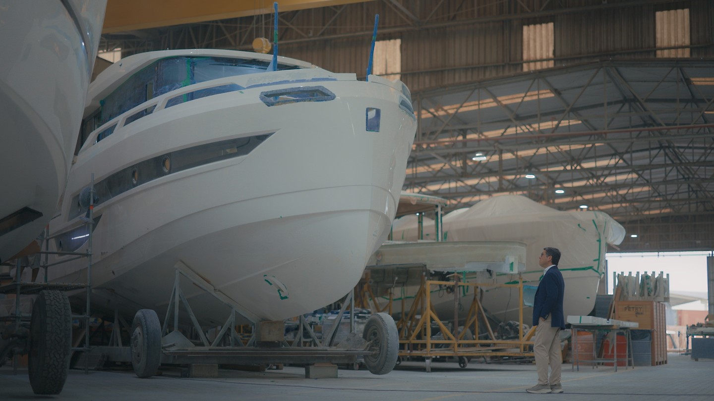 Charles II Yacht Royal Home by Okean — Bastidores da produção — 01